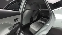 2023 Hyundai Kona Inspiration, зелёный — фото 11