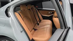 2023 BMW 3-Series 320i M Sport — фото 15
