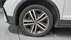 2023 Volkswagen Tiguan 2.0 TSI Prestige — фото 5