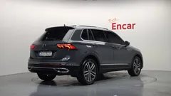 2023 Volkswagen Tiguan 2.0 TDI Prestige — фото 2