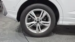 2023 Audi Q3 35 TDI Quattro Premium Sportback, белый — фото 5