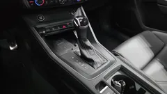 2023 Audi Q3 35 TDI Quattro Premium Sportback, белый — фото 9