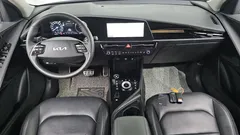 2022 Kia Niro Signature, белый — фото 7
