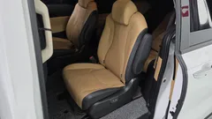 2023 Kia Carnival Diesel 9-Seater Noblesse — фото 11