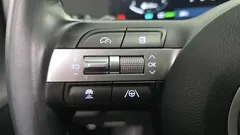 2023 Hyundai Kona Premium, белый — фото 17