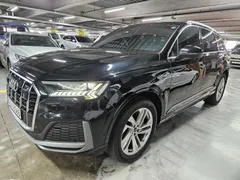 2022 Audi Q7 45 TDI Quattro Premium — фото 1