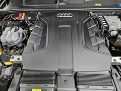 2022 Audi Q7 45 TDI Quattro Premium — фото 6