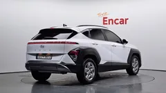 2023 Hyundai Kona Gasoline 1.6 Turbo 2WD, белый — фото 2