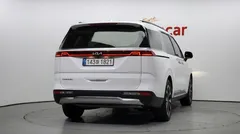 2023 Kia Carnival Diesel 9-Seater Noblesse — фото 4
