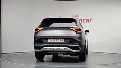 2023 Kia Sportage Prestige, серый — фото 4