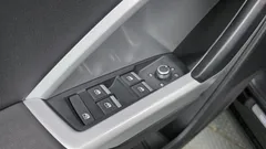 2023 Audi Q3 40 TFSI Quattro, чёрный — фото 13