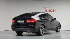 2021 BMW Gran Turismo 630i xDrive M Sport, чёрный — фото 2