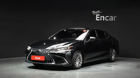 2024 Lexus ES Executive