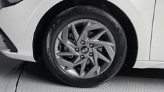 2024 Hyundai AVANTE 1.6, белый — фото 5