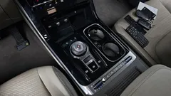 2022 Kia Carnival Diesel 9-Seater Hi-Limousine — фото 9