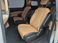 2023 Kia Carnival Diesel 9-Seater Prestige — фото 16