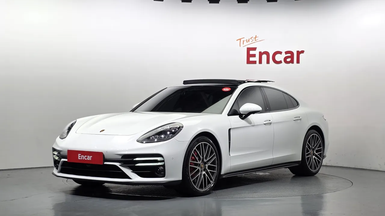 2021 Porsche Panamera 4.0 GTS