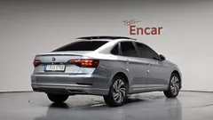 2021 Volkswagen Jetta 1.4 TSI Prestige — фото 2