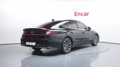 2022 Hyundai Sonata 2.0 — фото 2