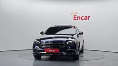 2022 Mercedes-Benz E-Class E300e 4MATIC Exclusive — фото 3