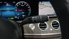 2022 Mercedes-Benz E-Class E300e 4MATIC Exclusive — фото 9