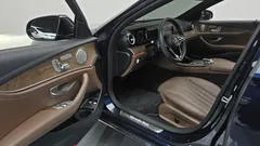 2022 Mercedes-Benz E-Class E300e 4MATIC Exclusive — фото 10