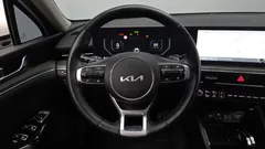 2024 Kia K5 2.0, белый — фото 13