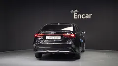 2022 Kia K3 1.6, чёрный — фото 4