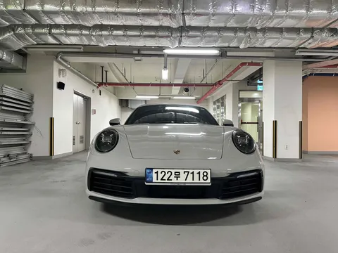 2022 Porsche 911 Carrera 4 Cabriolet