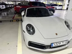 2022 Porsche 911 Carrera 4 Cabriolet — фото 2