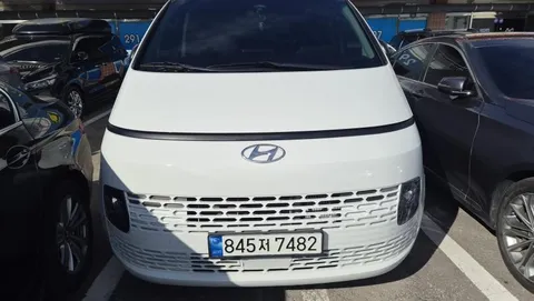 2022 Hyundai Staria Cargo 3-Seater
