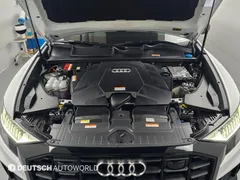 2023 Audi Q8 55 TFSI Quattro Premium — фото 6