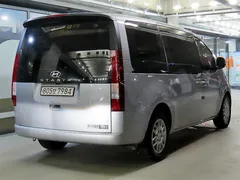 2022 Hyundai Staria Cargo 3-Seater — фото 4