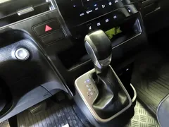 2022 Hyundai Staria Cargo 3-Seater — фото 16