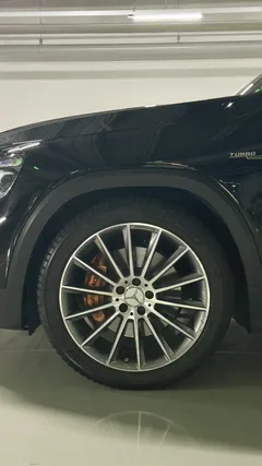 2023 Mercedes-Benz GLB-Class AMG GLB35 4MATIC — фото 5