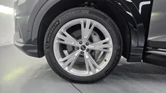 2023 Audi Q8 45 TDI Quattro Premium — фото 5