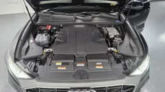 2023 Audi Q8 45 TDI Quattro Premium — фото 6