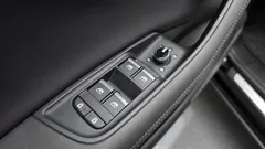 2023 Audi Q8 45 TDI Quattro Premium — фото 16