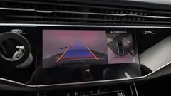 2023 Audi Q8 45 TDI Quattro Premium — фото 18
