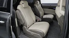 2023 Kia Carnival Diesel 9-Seater Signature — фото 16