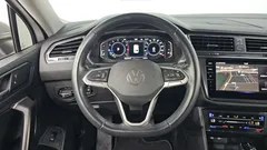 2023 Volkswagen Tiguan 2.0 TSI Prestige — фото 17
