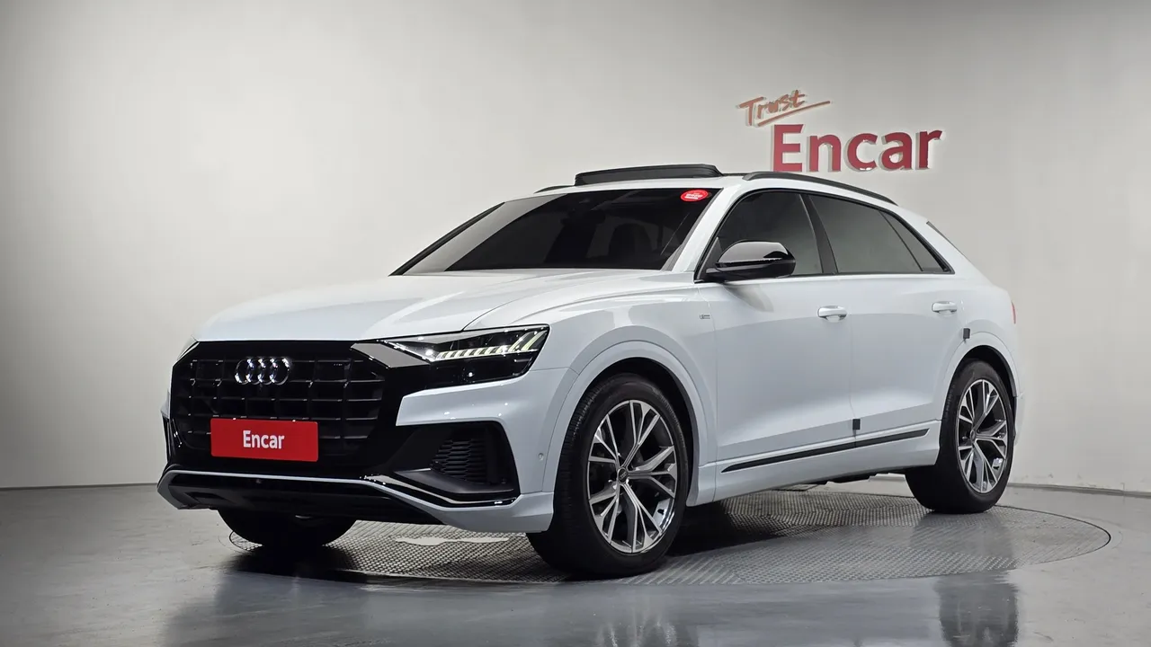 2022 Audi Q8 55 TFSI Quattro Premium
