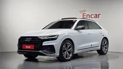 2022 Audi Q8 55 TFSI Quattro Premium — фото 1