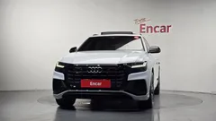 2022 Audi Q8 55 TFSI Quattro Premium — фото 3