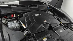 2022 Audi Q8 55 TFSI Quattro Premium — фото 6