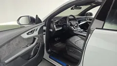 2022 Audi Q8 55 TFSI Quattro Premium — фото 10