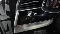 2022 Audi Q8 55 TFSI Quattro Premium — фото 19
