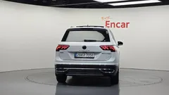 2022 Volkswagen Tiguan 2.0 TSI Prestige — фото 4