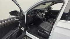 2022 Volkswagen Tiguan 2.0 TSI Prestige — фото 10