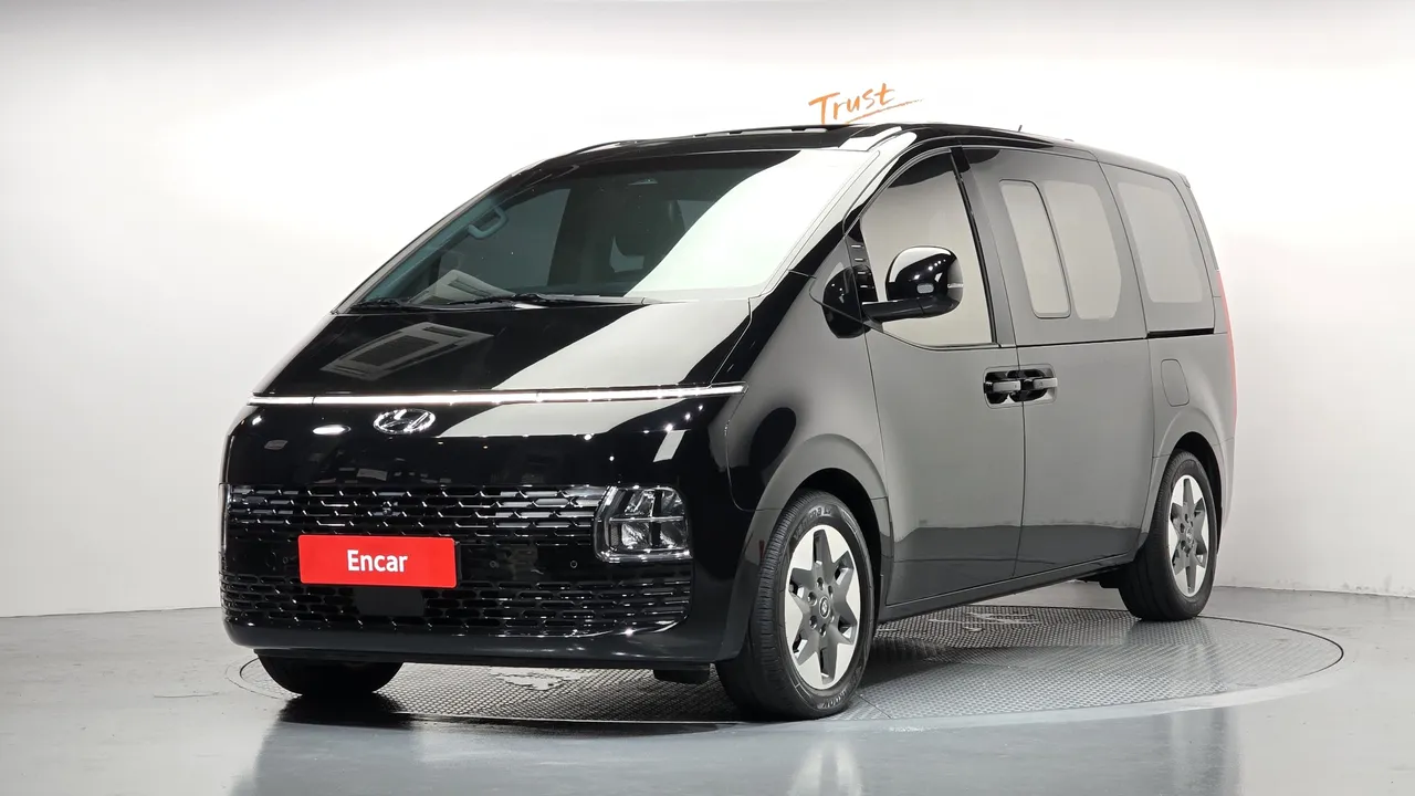 2023 Hyundai Staria L3.5 Tourer 9-Seater